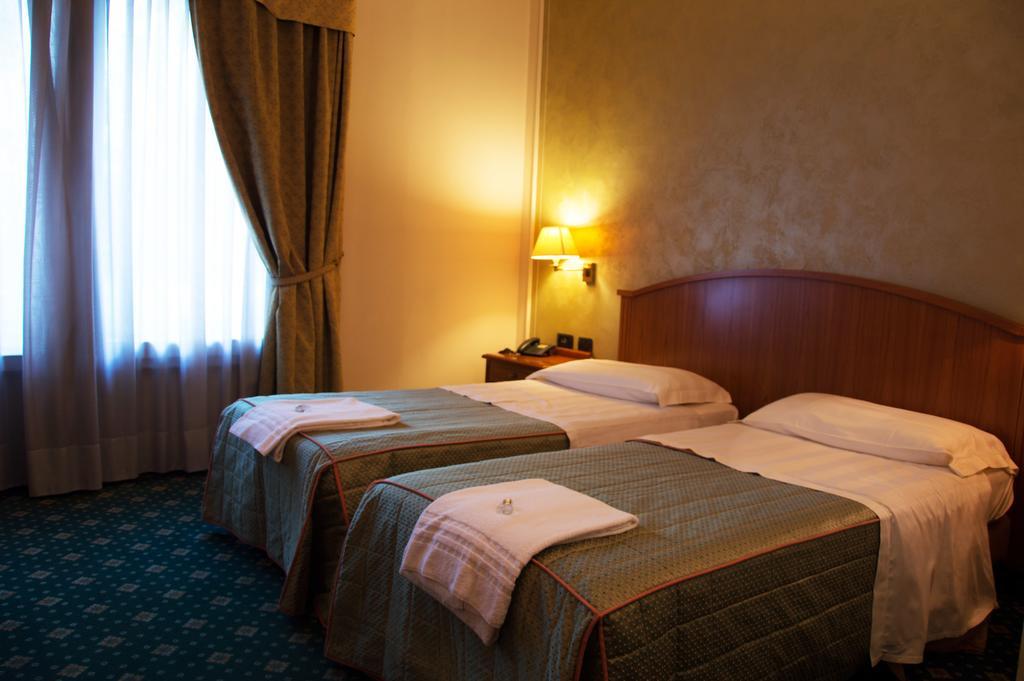 Hotel Visconti Melzo Zewnętrze zdjęcie